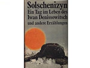 Bild des Verkufers fr Konvolut "Alexander Solschenizyn, GULAG". 5 Titel. 1.) Alexander Solschenizyn: Ein Tag im Leben des Iwan Denissowitsch und andere Erzhlungen, mit einem Nachwort von Georg Lukcs, Deutscher Bcherbund Stuttgart Hamburg 2.) Alexander Solschenizyn: Ein Tag im Leben des Iwan Denissowitsch, Roman, Knaur Taschenbuchausgabe (o.J.) 3.) Ein Leben, um zu erzhlen. Zum Tod Alexander I. Solschenizyn (Der Stacheldraht 6/2008); Alexander Solschenizyn blickt literarisch auf die Jahre seines Exils zurck.  Klbchen" im Kampf gegen  Eiche" (ND vom 2. Januar 2006); "Zwischen den Mhlsteinen. Alexander Solshenizyn wird 85 Jahre alt" (ND vom 11. Dezember 2003); Sergej Lebedew und ein leeres Archiv: Der Lagerchef, von Karlheinz Kasper (ND vom 3. April 2013). 4.) Solschenizyn, Alexander u. a.:  Kontinent", Unabhngiges Forum russischer und osteuropischer Autoren, in deutscher Sprache, Bnde 1-3 5.) Wladimir Petrow: Sowjet-Gold, Meine Erlebnisse als Zwangsarbeiter in den Bergwerken Sibiriens zum Verkauf von Agrotinas VersandHandel