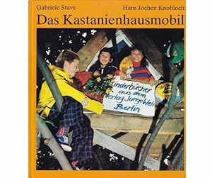 Immagine del venditore per Bchersammlung "Reisebcher fr Kinder/DDR". 3 Titel. 1.) Erst mal kucken in Berlin, Lina-Geschichten von Katrin Pieper, Zahlen, Fakten, Informationen von Bernd Dochow 2.) Das Kastanienhausmobil, Zehn Reisebilder aus der DDR, aufgeschrieben von Gabriele Stave und fotografiert von Hans Jochen Knobloch 3.) Rolf Pfeiffer (Hrsg.): Querlandein, Zwei Reisebcher fr Kinder in einem Band, Illustrationen von Rudolf Peschel, 1. Auflage, Erstes Buch: Mritzer Pferdepfel (Fred Seeger), Zweites Buch: Oderbruchlandung mit Karoline (Gabriele Stave) venduto da Agrotinas VersandHandel