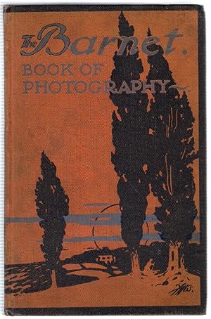 Bild des Verkufers fr The Barnet Book of Photography zum Verkauf von Michael Moons Bookshop, PBFA