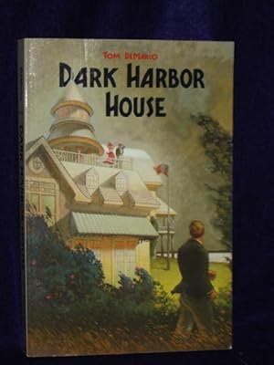 Image du vendeur pour Dark Harbor House, a Novel mis en vente par Gil's Book Loft