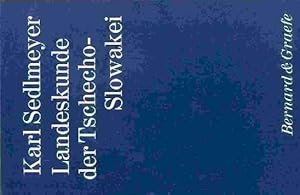 Bild des Verkufers fr Landeskunde der Tschecho-Slowakei. Mit 47 Kartenskizzen und graphischen Darstellungen im Text. zum Verkauf von Antiquariat Hild