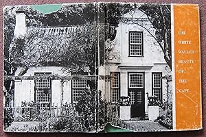 Bild des Verkufers fr THE WHITE-WALLED BEAUTY OF THE CAPE: A SELECTION OF PHOTOGRAPHS EXHIBITED BY THE SIMON VAN DER STEL FOUNDATION IN CAPE TOWN AND PRETORIA, OCTOBER 1963. zum Verkauf von Graham York Rare Books ABA ILAB