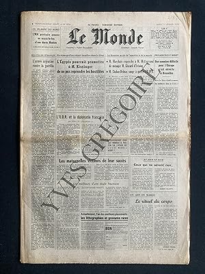 Seller image for LE MONDE-N9354-MARDI 11 FEVRIER 1975 for sale by Yves Grgoire