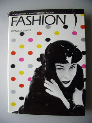 The collector's book of twentieth-Century Fashion 1983 Mode