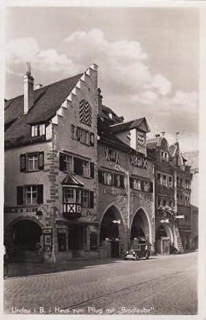 Imagen del vendedor de Haus zum Pflug mit  Brodlaube". Ansichtskarte in Photodruck. Ungelaufen. a la venta por Antiquariat Heinz Tessin