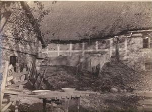 Regenwasserkeller eines Hauses am Landscheideweg. Original-Photographie.