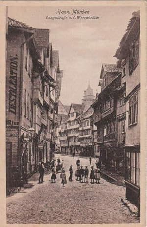 Image du vendeur pour Hann. Mnden. Langestrae v.d. Werrabrcke. Ansichtskarte in brunlichem Lichtdruck. Ungelaufen. mis en vente par Antiquariat Heinz Tessin