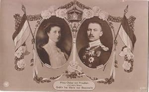 und seine Braut Gräfin Ina Marie von Bassewitz. Postkarte in Lichtdruck. Ungelaufen.