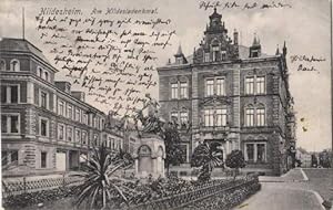 Bild des Verkufers fr Am Hildesiadenkmal. Ansichtskarte in Lichtdruck. Abgestempelt Hildesheim 19.02.1909. zum Verkauf von Antiquariat Heinz Tessin