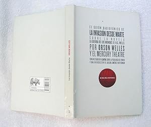 Immagine del venditore per El guin radiofnico de la invasin desde marte sobre la novela "La guerra de los mundos de H.G. Wells" venduto da La Social. Galera y Libros