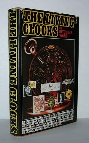 Image du vendeur pour THE LIVING CLOCKS mis en vente par Evolving Lens Bookseller