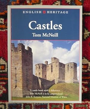 English Heritage Book of Castles