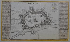 Ingolstadt ( Ingolstatt) .Vogelschau - Plan Kupferstich. Links u. rechts mit Text , wichtige Gebä...