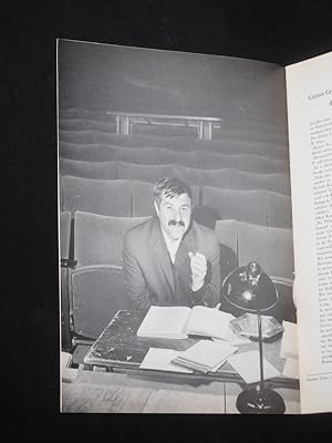 Bild des Verkufers fr Programmheft 174 Schiller-Theater Berlin 1965/66. Urauffhrung DIE PLEBEJER PROBEN DEN AUFSTAND - EIN DEUTSCHES TRAUERSPIEL von Gnter Grass. Insz.: Hansjrg Utzerath, Bhnenbild/ Kostme: H. W. Lenneweit, techn. Ltg.: Leo Skodik. Mit Rolf Henniger, Friedrich W. Bauschulte, Gisela Mattishent, Dieter Ranspach, Gisela Stein, Stefan Wigger, Klaus Miedel, Kurt Buecheler, zum Verkauf von Fast alles Theater! Antiquariat fr die darstellenden Knste