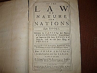 Bild des Verkufers fr Of the Law of Narture and Nations. Eight Books (in one) written in Latin by the Baron Puffendorf, Counsellour of the State to His late Swedish Majesty, and to the late King of Prussia. Done into English by Basil Kennet, D.D., late President of Corpus Christi College in Oxford zum Verkauf von Antiquariat Liber Antiqua