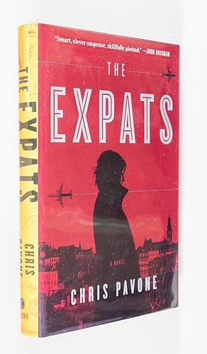 Image du vendeur pour The Expats; A Novel mis en vente par Christopher Morrow, Bookseller