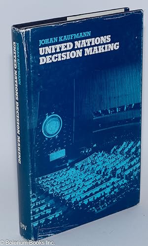 Imagen del vendedor de United Nations Decision Making a la venta por Bolerium Books Inc.