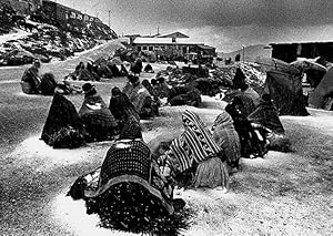 Seller image for MINEROS. TODOS LOS DAS LA NOCHE . Bolivia 1984 - 2001. for sale by DEL SUBURBIO  LIBROS- VENTA PARTICULAR