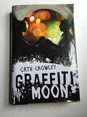 Imagen del vendedor de Graffiti Moon a la venta por WellRead Books A.B.A.A.