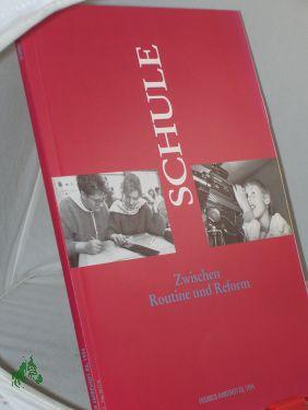 Seller image for Zwischen Routine und Reform for sale by Antiquariat Artemis Lorenz & Lorenz GbR