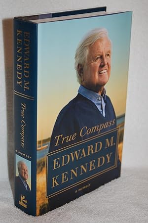 Imagen del vendedor de True Compass; A Memoir a la venta por Books by White/Walnut Valley Books