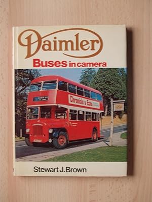 Imagen del vendedor de Daimler Buses in Camera a la venta por Terry Blowfield