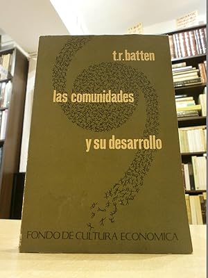 Image du vendeur pour LAS COMUNIDADES Y SU DESARROLLO. mis en vente par LLIBRERIA KEPOS-CANUDA