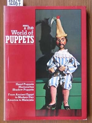 Imagen del vendedor de The world of puppets (Die Welt im Puppenspiel, engl.). Photographs by Leonardo Bezzola. a la venta por Michael Fehlauer - Antiquariat