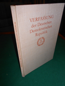 >Verfassung der Deutschen Demokratischen Republik<. Vom 6. April 1968. Überreicht durch den Zentr...