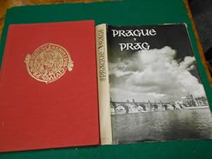 Seller image for Prag. Ein fotografisches Bilderbuch. Nebentitel: Prague in photographs. Prague en images. for sale by Galerie  Antiquariat Schlegl