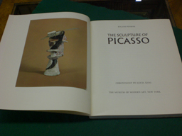 Immagine del venditore per The Sculpture of Picasso<. (Ausstellungskatalog). Katalog fr die Ausstellung im Museum of Modern Art in New York, vom 11. Oktober 1967 bis 1. Januar 1968. venduto da Galerie  Antiquariat Schlegl