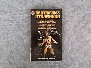 Imagen del vendedor de Earthmen & Strangers a la venta por W. R. Slater - Books