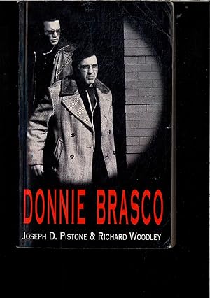 Seller image for Donnie brasco (Istorio Barregarriak) for sale by Papel y Letras