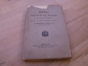 Imagen del vendedor de Initia Tractatuum Musices. Ex Codibus Editorum. Collegit et Ordine alphabetico disposuit. Erstausgabe. a la venta por Versandantiquariat Abendstunde