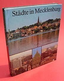 Imagen del vendedor de Stdte in Mecklenburg. a la venta por Antiquariat Liberarius - Frank Wechsler