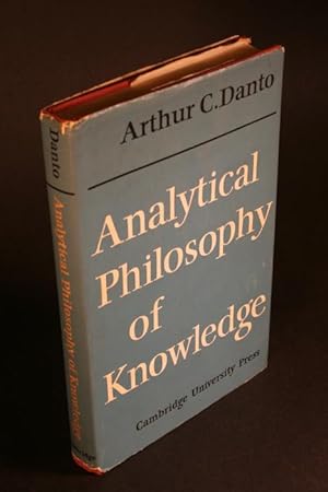 Bild des Verkufers fr Analytical philosophy of knowledge. zum Verkauf von Steven Wolfe Books