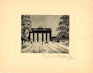 Bild des Verkufers fr Brandenburger Tor im Winter. Orig. Radierung, auf Btten gedruckt und in der Platte sowie rechts unterhalb der Darstellung vom Verfasser in Bleistift eigenhndig signiert. zum Verkauf von Antiquariat Dr. Lorenz Kristen