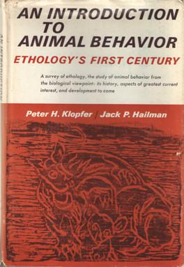 Imagen del vendedor de An Introduction to Animal Behaviour. Ethology's First century a la venta por Bij tij en ontij ...