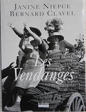 Seller image for Les vendanges. for sale by Librairie les mains dans les poches