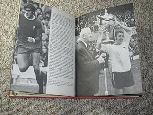 Bild des Verkufers fr International Football Book No. 13, zum Verkauf von Versandantiquariat Hbald