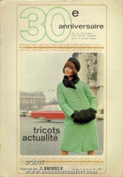 Image du vendeur pour 30 e anniversaire tricots actualite, Fashions & Instructions, 2 books mis en vente par booksforcomfort