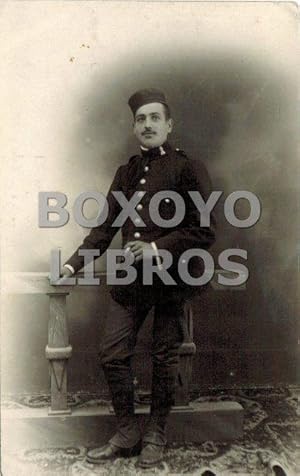 Foto-postal de soldado de ingeniería posando. Melilla 1915