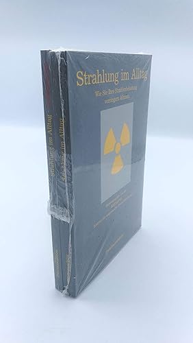 Seller image for Strahlung Im Alltag. Wie Sie Ihre Strahlenbelastung Verringern Knnen., Bd. 1 und 2. for sale by Antiquariat Bcherwurm