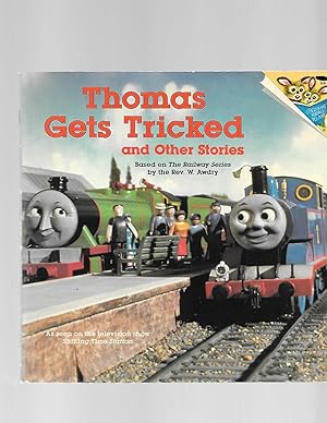 Immagine del venditore per Thomas Gets Tricked and Other Stories (Thomas the Tank Engine; A Please Read To Me Book) venduto da TuosistBook