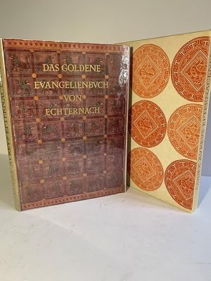 Das Goldene Evangelienbuch von Echternach im Germanischen National-Museum zu Nürnberg.