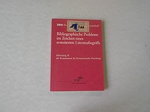 Immagine del venditore per Bibliographische Probleme im Zeichen eines erweiterten Literaturbegriffs. 2. Kolloquium zur Bibliogr. Lage in d. Germanist. Literaturwiss. Veranst. von d. Dt. Forschungsgemeinschaft an d. Herzog-August-Bibliothek Wolfenbttel, 23. - 25. September 1985. Dt. Forschungsgemeinschaft. Im Auftr. d. Stndigen Arbeitsgruppe fr Germanist. Bibliogr. hrsg. in Verbindung mit Georg , Deutsche Forschungsgemeinschaft. Kommission fr Germanistische Forschung: Mitteilung . der Kommission fr Germanistische Forschung ; 4 venduto da Antiquariat Bookfarm