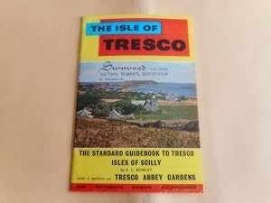 Immagine del venditore per The Standard Guidebook to the Isle of Tresco venduto da David Pearson