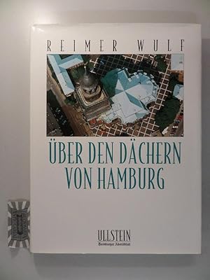 Bild des Verkufers fr ber den Dchern von Hamburg. zum Verkauf von Druckwaren Antiquariat