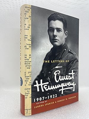 Image du vendeur pour The Letters of Ernest Hemingway: Volume 1, 1907-1922 (The Cambridge Edition of the Letters of Ernest Hemingway) (Frst U.S. edition) mis en vente par Dan Pope Books