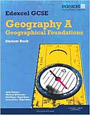 Bild des Verkufers fr Edexcel GCSE Geography Specification A Student Book by Yates, Nigel; Palmer, . zum Verkauf von unifachbuch e.K.